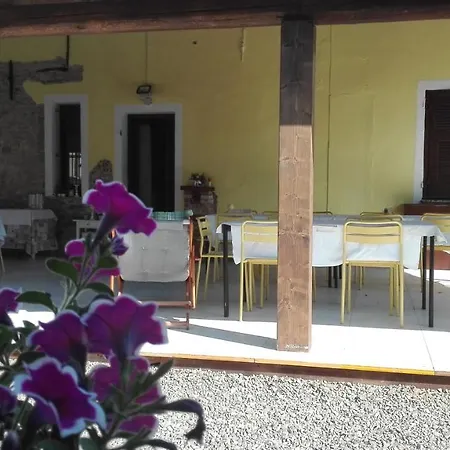 בית חווה Il Vecchio Portico *